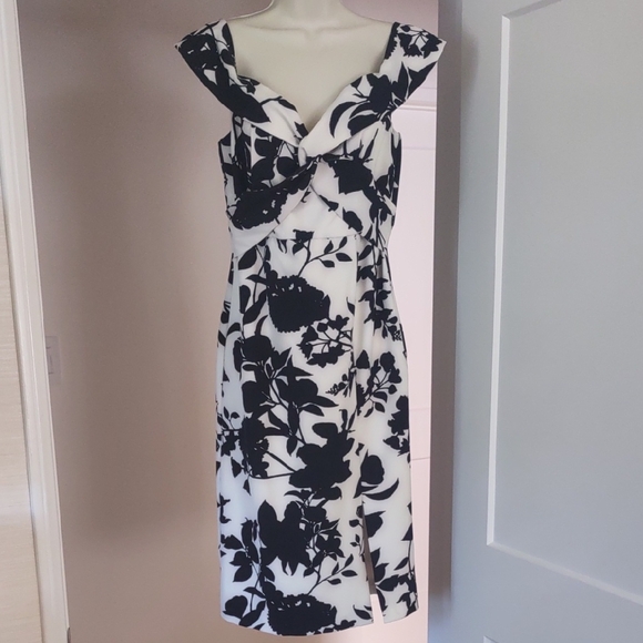Bardot Dresses & Skirts - Bardot Black & White Floral Print Off the Shoulder Dress - Size 8 (M)